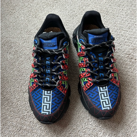 Versace Trigeca low top sneakers NWT 39.5 - Picture 12 of 12